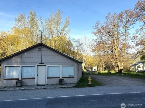 4984 Hwy 25 S, Hunters, WA 99137