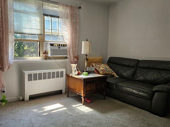 5th image of 1267 Anderson Avenue #26