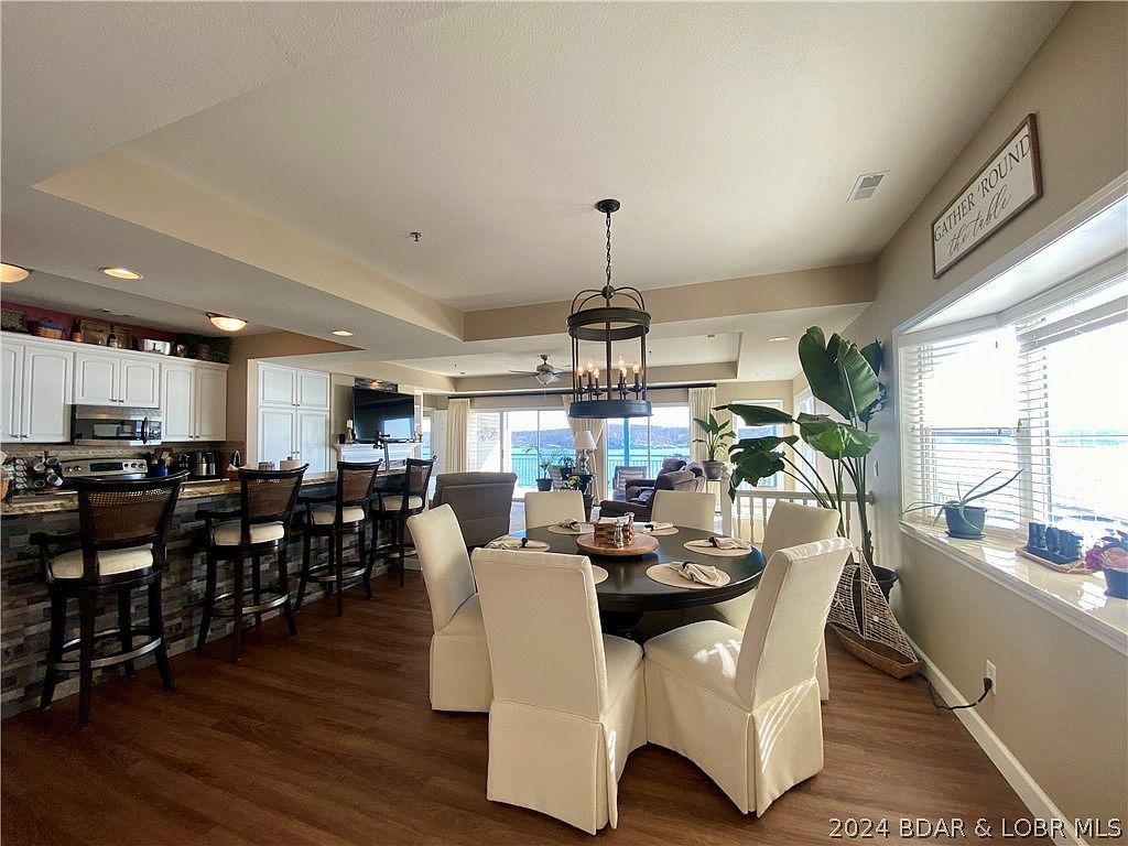 228 E Palisades Condo Dr 1B, Lake Ozark, MO 65049 MLS 3562338 Zillow