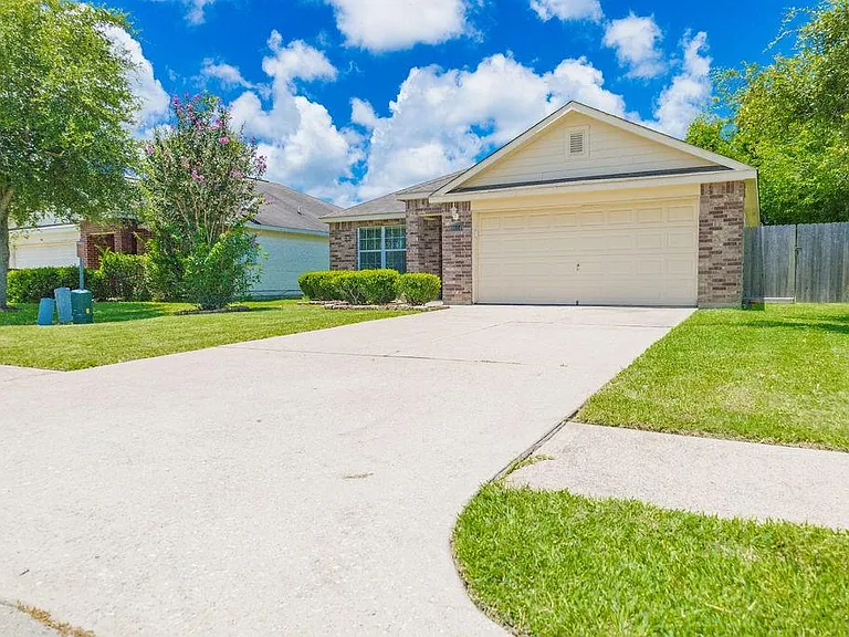 9514 Amberjack Dr — Photo 6