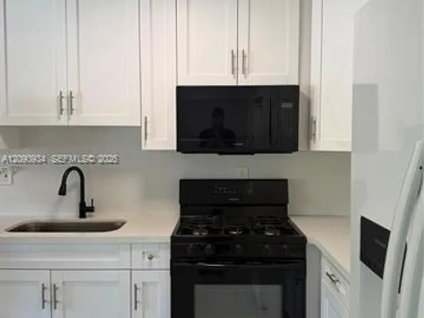 9940 SW 212th St #9940, Miami, FL 33189