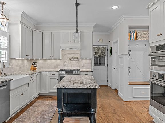 2nd image of 6217 Pentridge Ct