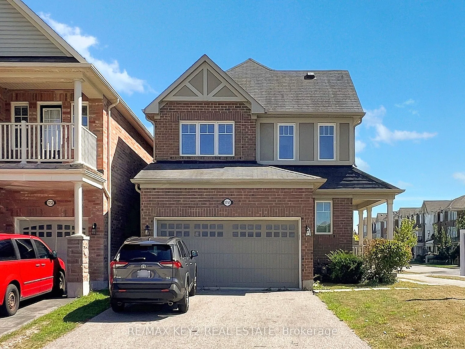 4 bed, $2,900 — Photo 2