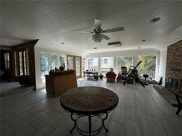 721 10th Ave — Photo 16