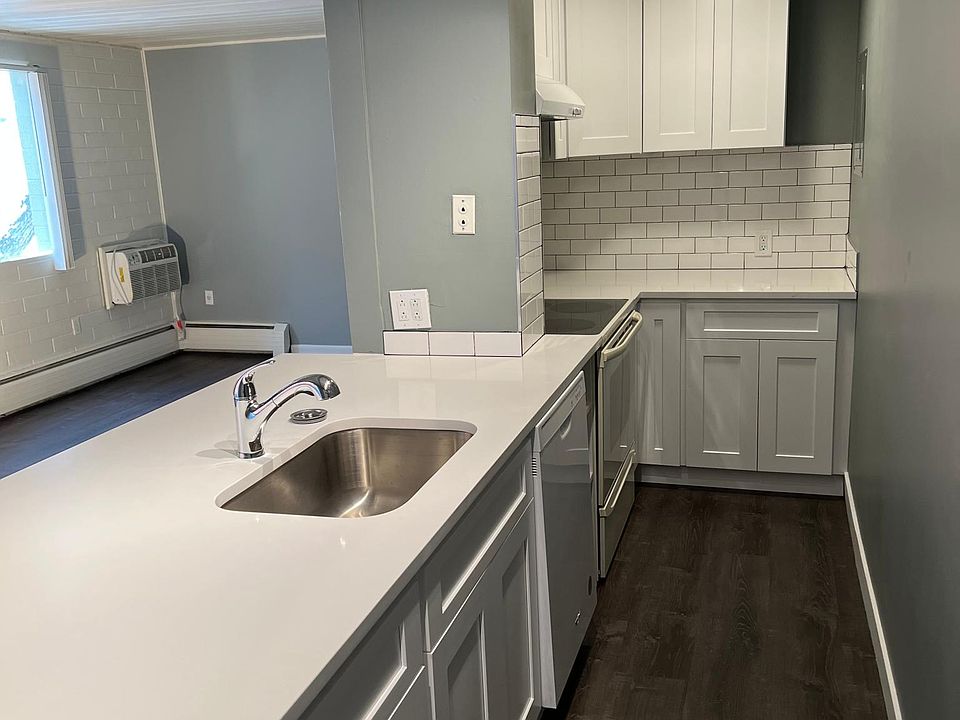 1st image of 1343 N High St APT 7
