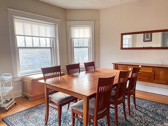 2nd image of 1843 Rutherford Ave #2
