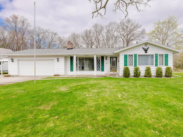 4236 White Lake Dr, Whitehall, MI 49461