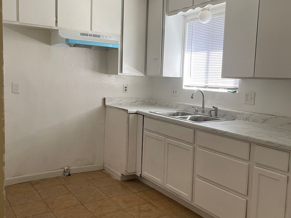 2nd image of 285 Clifford Ave
