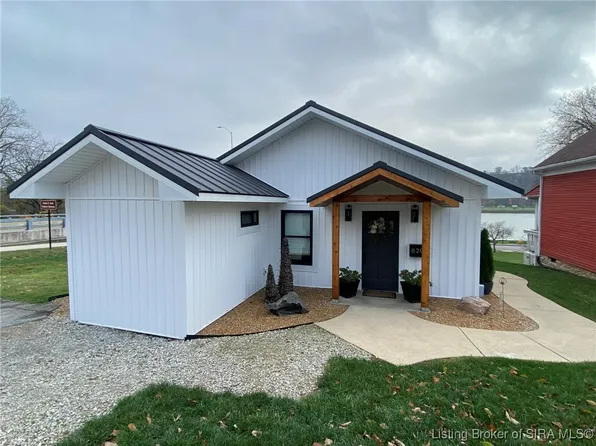 820 Filmore, Madison, IN 47250