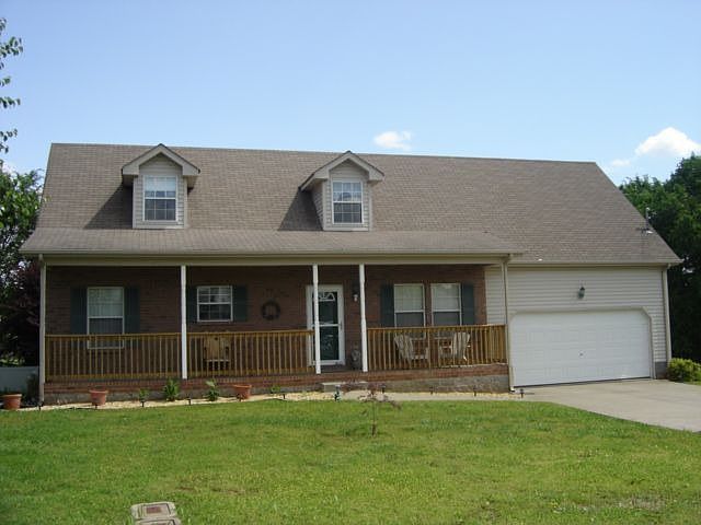 2nd image of 613 Eastlake Cv