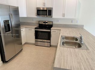 11379 W 34th Way, Hialeah, FL 33018