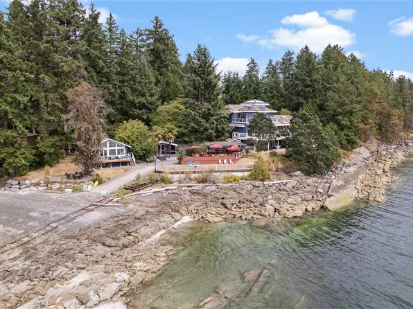 11680 Fairtide Rd, Ladysmith, BC V0R 2E0