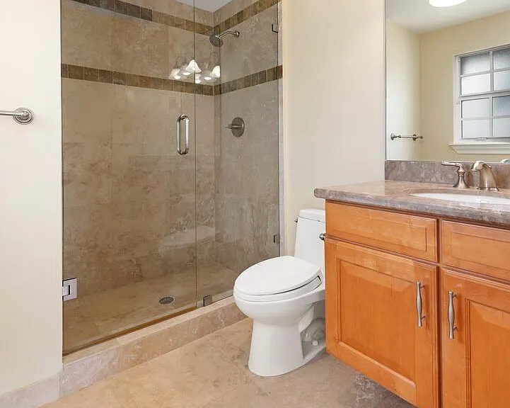 804 NE 16th Ave — Photo 16
