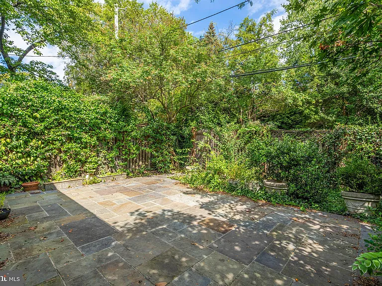 3313 Cleveland Ave NW — Photo 61