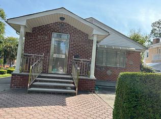 16716 73rd Ave, Flushing, NY 11366