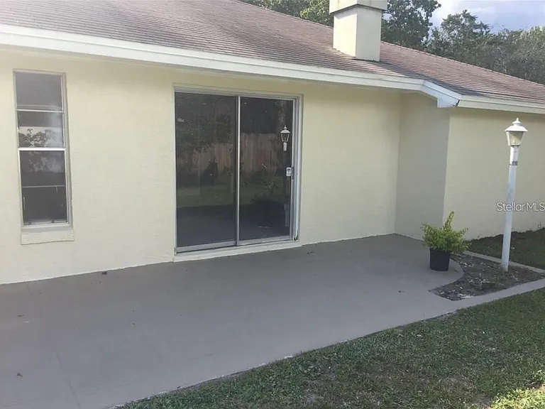 1353 Sawgrass Ct — Photo 14