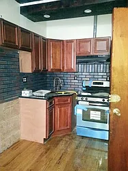 Rented by Transvilla Real Estate & Development Group Inc.