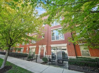 317 E 25th St Unit 3E, Chicago, IL 60616