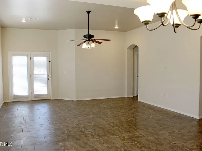 853 Blue Park Ave — Photo 2