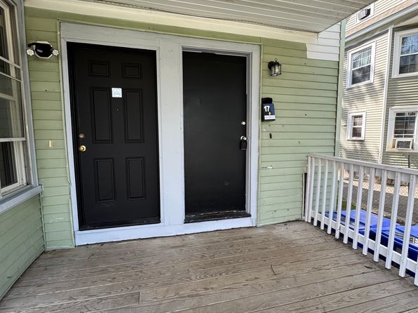 17 Huntington St Unit 2