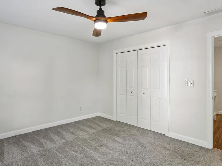 1536 Oak Grove Rd — Photo 16