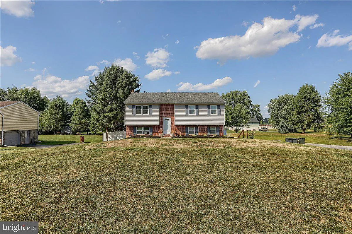 613 Hiview Dr photo 1