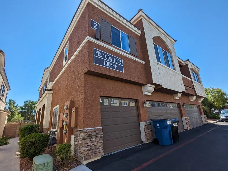 9303 Gilcrease Ave #1005