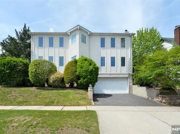 73 S Prospect Ave, Hackensack, NJ 07601