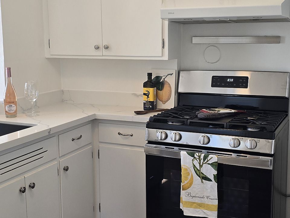 1st image of 619 Vera Ave #619