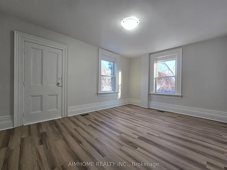 22156 Leslie St — Photo 6