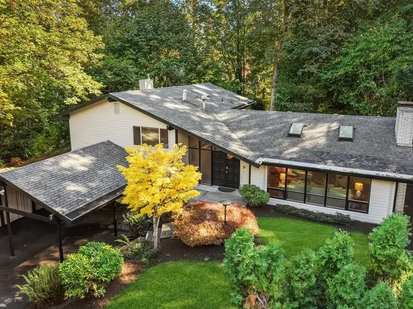 14469 NE 12th Place, Bellevue, WA 98007