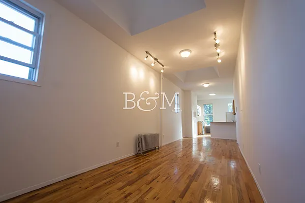 Rented by Brick&Mortar | media 35