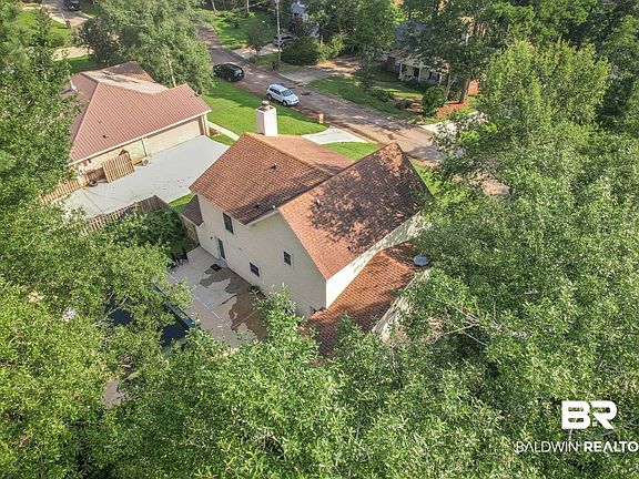5th image of 103 Michocaun Cir