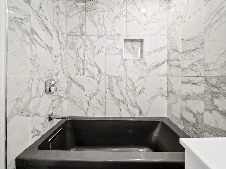 7250 Franklin Ave #1204 — Photo 19