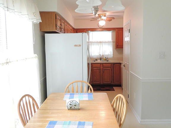 4th image of 1920 Quimby Ct
