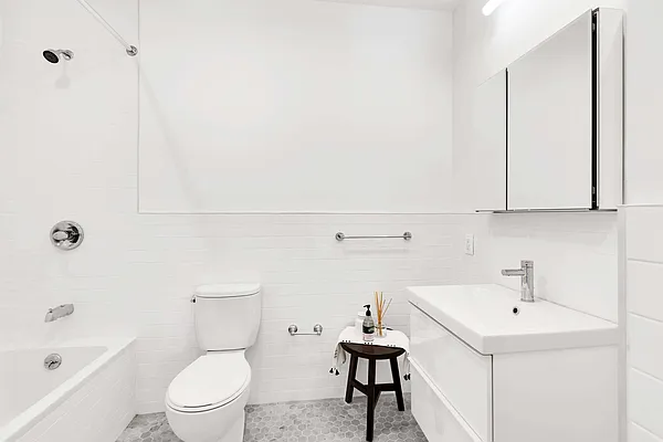 Rented by Compass | media 15