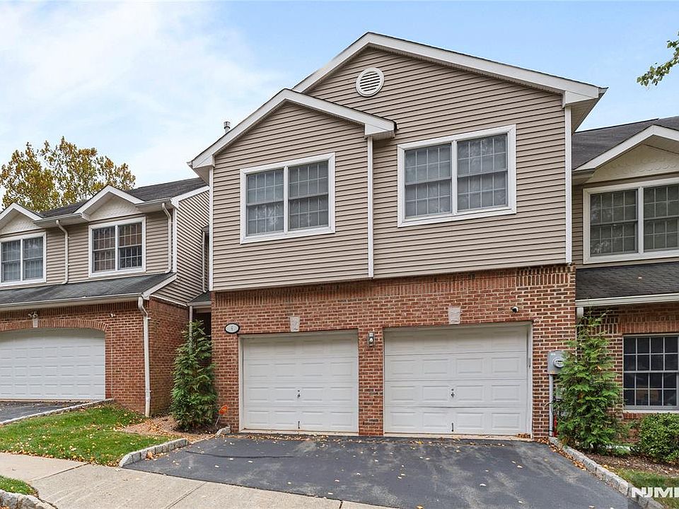 1st image of 4 McManus Ct #2