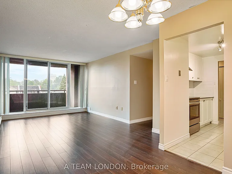 155 Kent St #407 — Photo 5