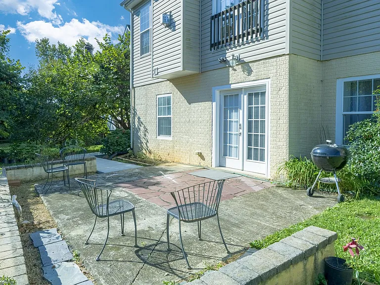 1825 Great Falls St #2 — Photo 31