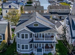 20 Spruce Rd, Ocean City, NJ 08226