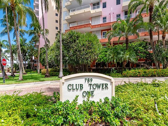 2nd image of 789 Crandon Blvd APT 502