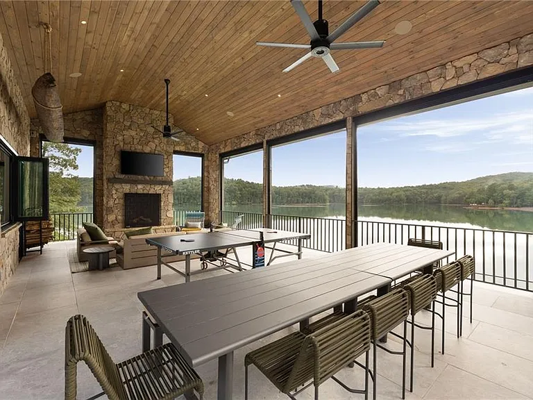 725 Rocky Point Dr — Photo 119