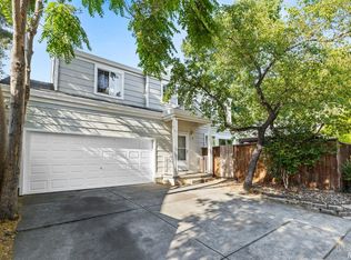 968 Kingwood St, Santa Rosa, CA 95401