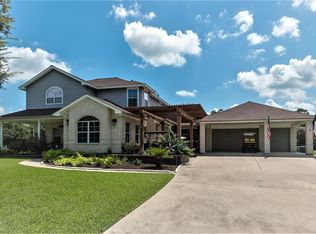 12535 Lake Vista Dr, Willis, TX 77318