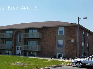2913 West Blvd APT 5, Belleville, IL 62221