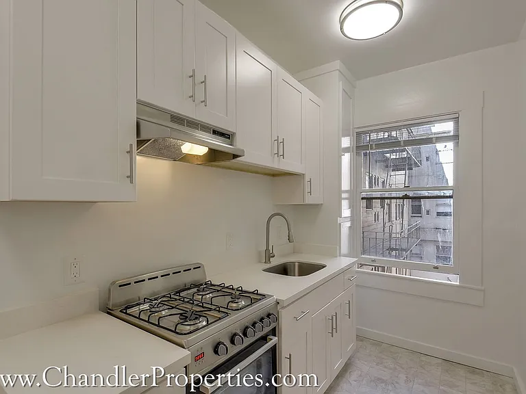 845 Ofarrell St — Photo 5