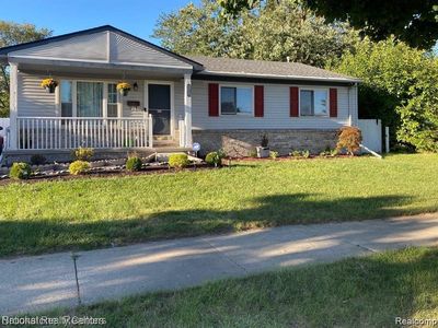 35464 Phyllis St, Wayne, MI, 48184