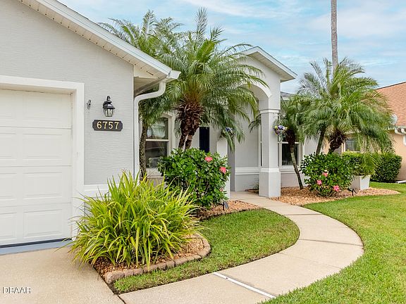 4th image of 6757 Ferri Cir