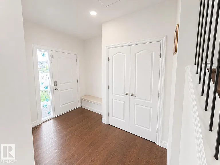 1646 Davidson Grn SW — Photo 2