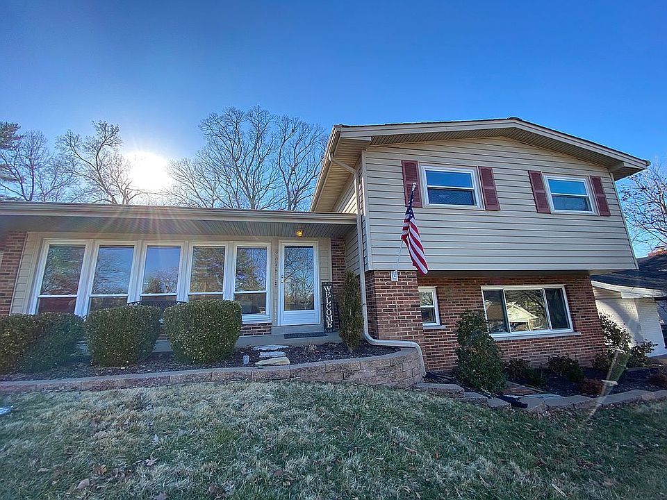 1st image of 9045 Crest Oak Ln